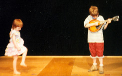 Rachel and Robbie the younges cast memebers in Learn Fast